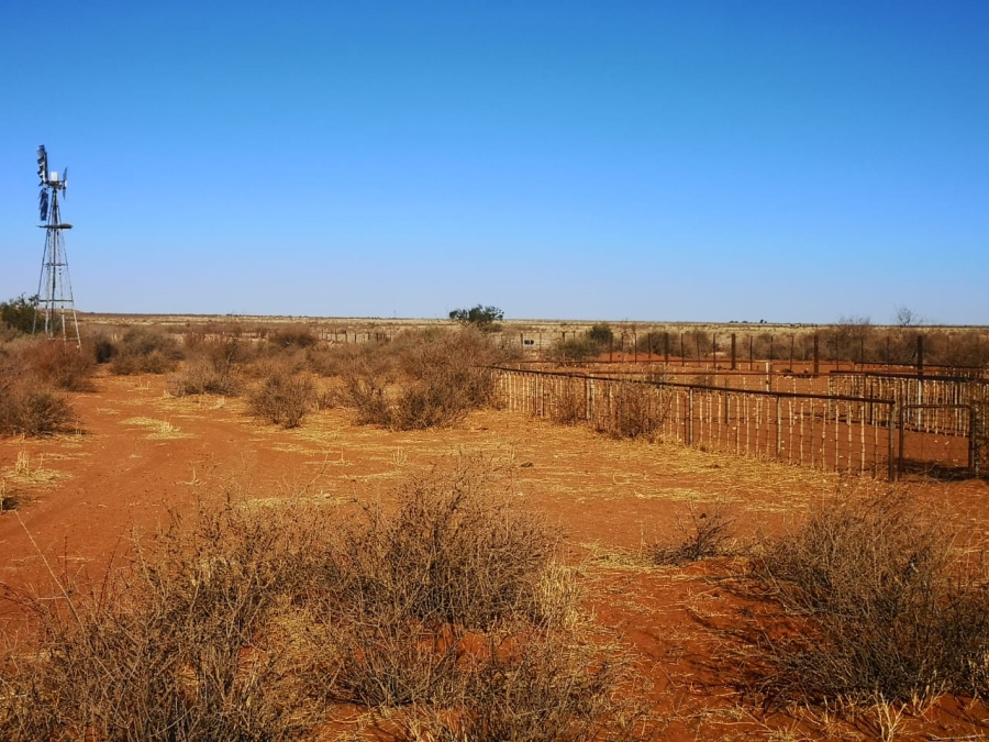 4 Bedroom Property for Sale in Upington Rural Northern Cape